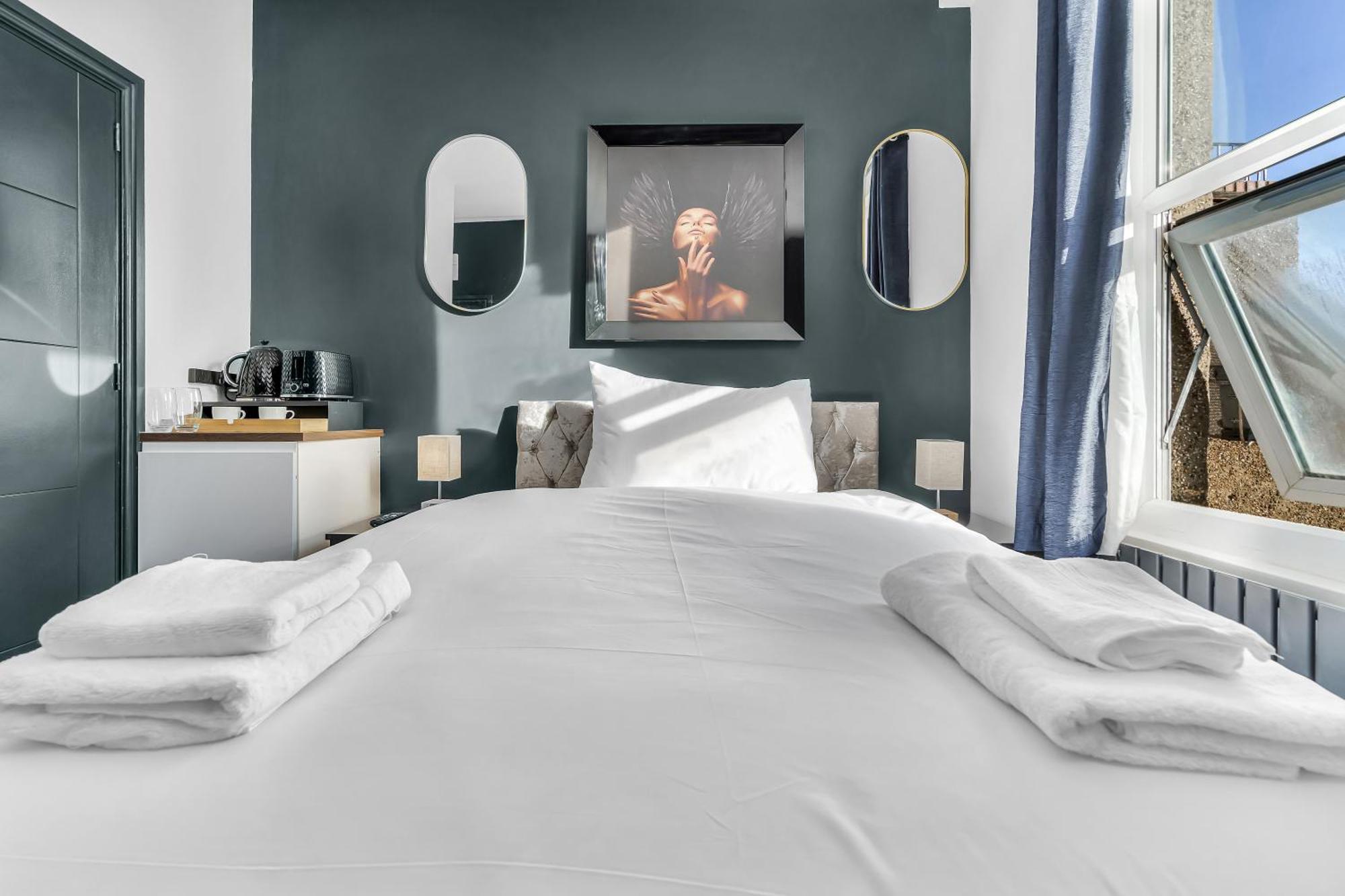 G Eighty Four Aparthotel London Eksteriør bilde