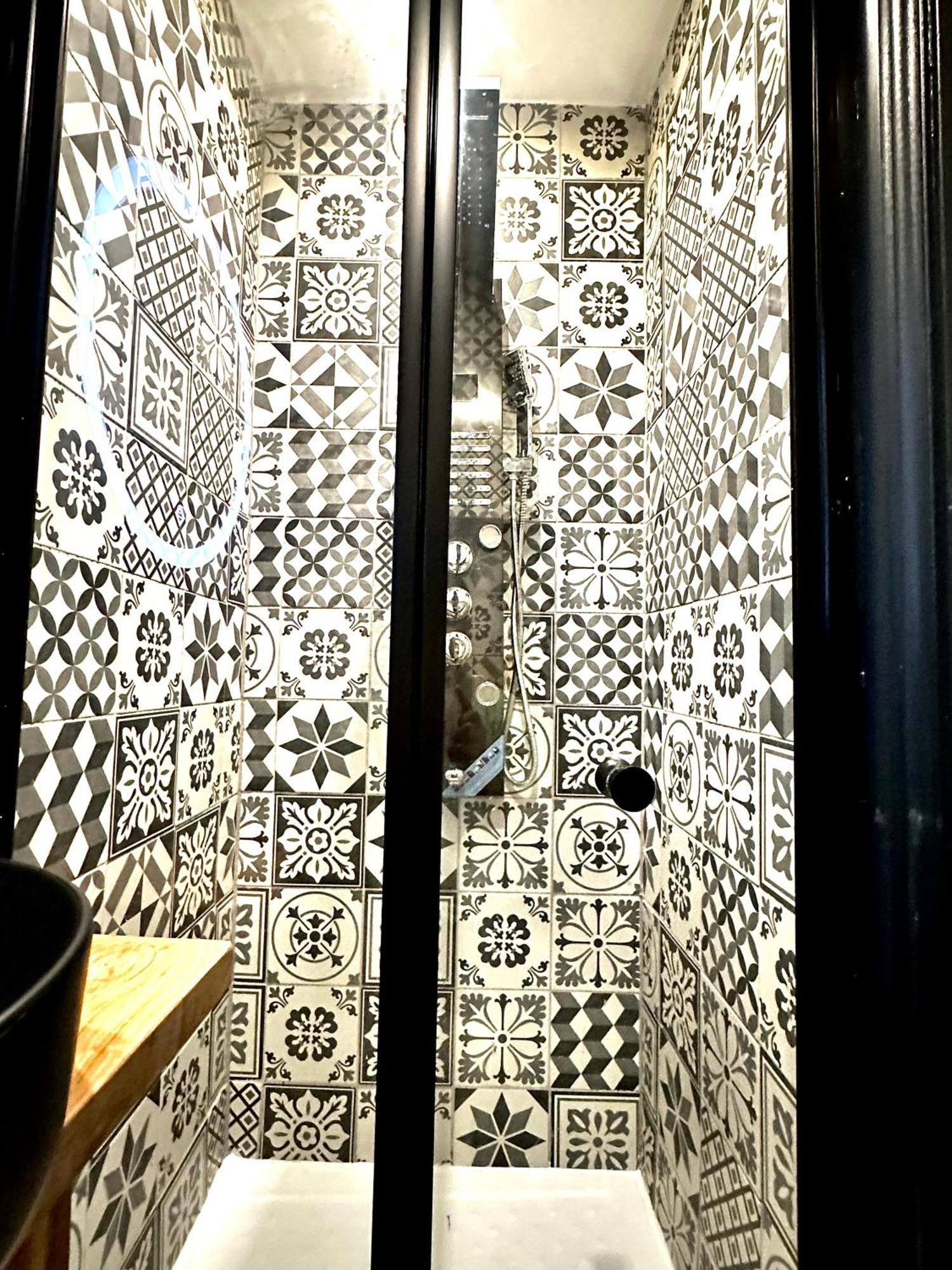 G Eighty Four Aparthotel London Eksteriør bilde